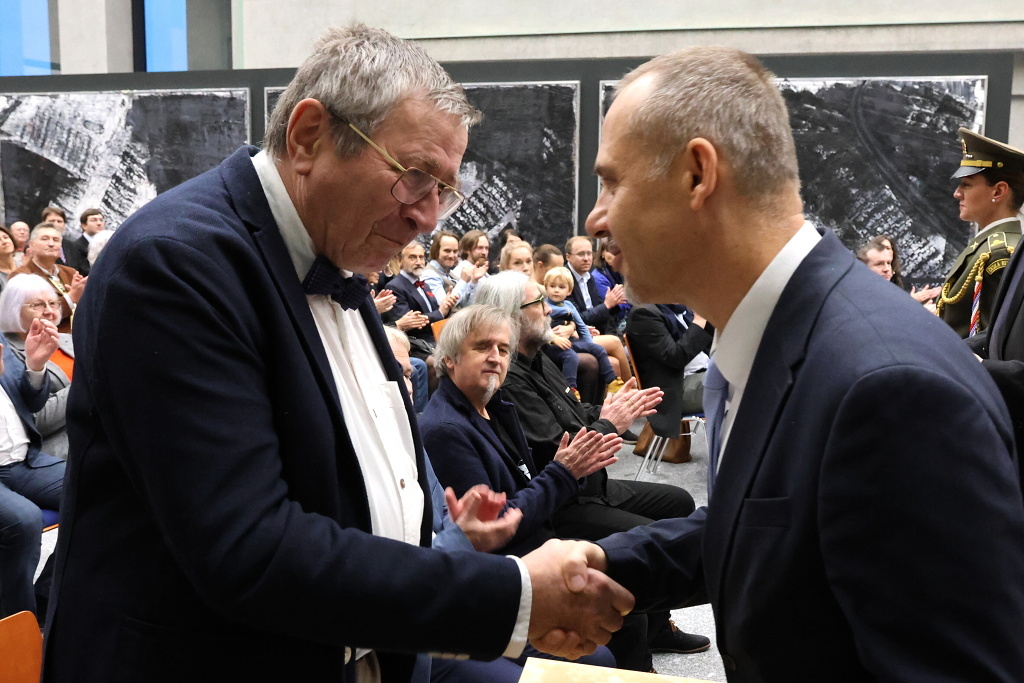 Odznak za protikomunistický odboj získalo dalších 31 lidí