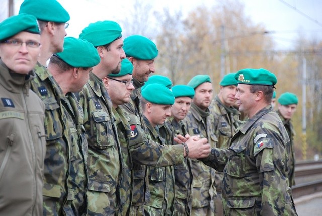 Odjezdu jednotky se zúčastnil také ředitel Agentury vojenského zdravotnictví plukovník Bubeník