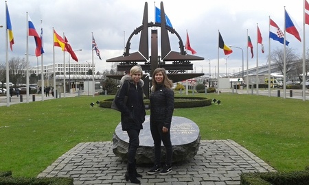 Olympijské vítězky slavily MDŽ v NATO