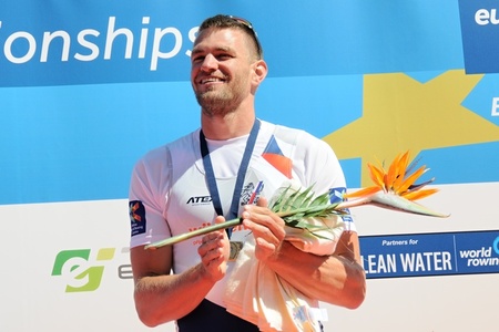 Skifař Ondřej Synek získal bronz na větrném evropském šampionátu 