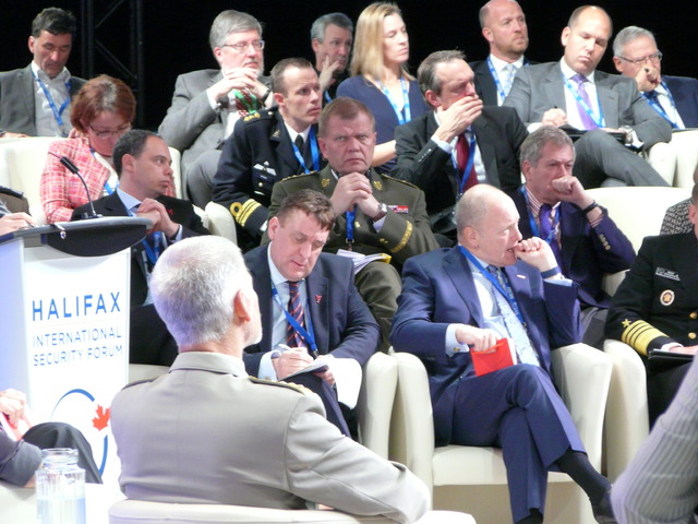 Náčelník Generálního štábu AČR generál Josef Bečvář na konferenci v Halifaxu