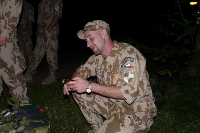 ...ještě rychle poslední telefon domů