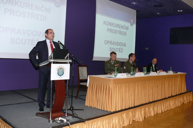 První náměstek ministra obrany Jiří Borovec chce v armádních zakázkách vytvořit konkureční prostředí