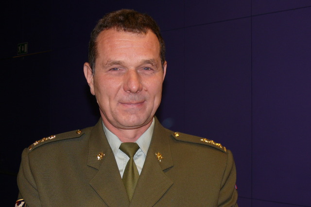 Zástupce ředitele AKIS pro provoz plk. gšt. Zbyněk Hubálek