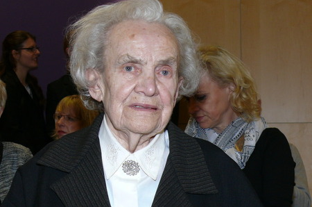 Anna Honová: Kritika režimu šla do světa s bylinkami