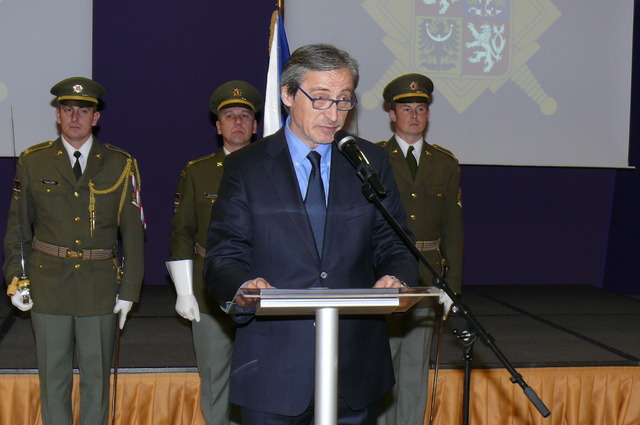 Ministr obrany Martin Stropnický vyzdvihl odvahu oceněných