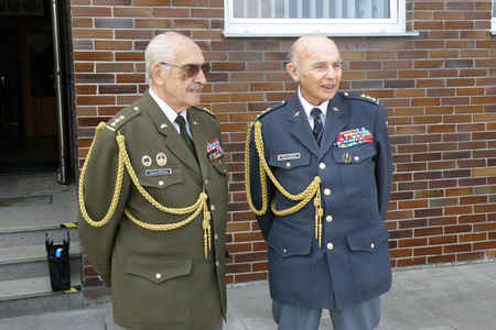 Žáci vojenské střední školy besedovali s válečnými veterány 
