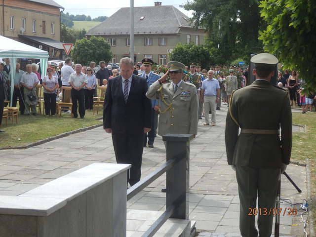 V Novém Malíně se vzpomínalo na oběti ze zmasakrovaného Českého Malína 3