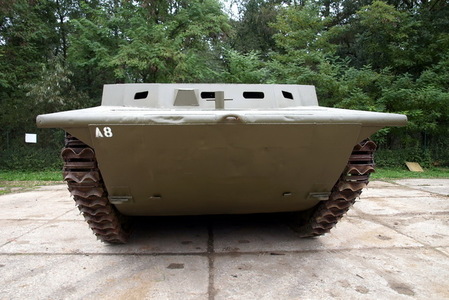Unikátní transportér LVT 4 