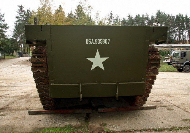 Unikátní transportér LVT 4 