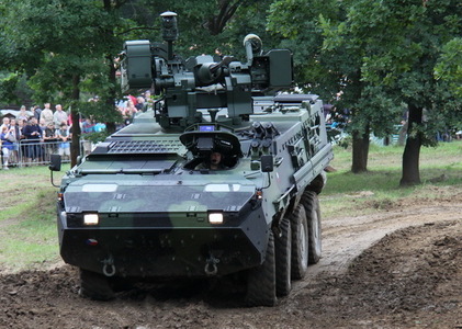 Vláda schválila nákup kolových obrněných vozidel PANDUR