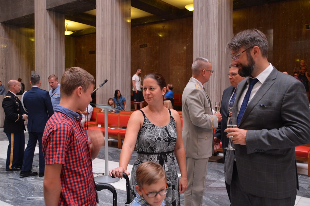 Piskačovi a náměstek ministra obrany Jakub Landovský