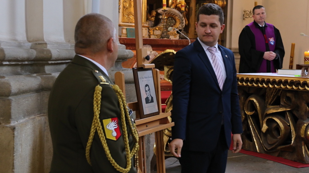 Vojenská policie si připomněla deset let od úmrtí plukovníka Oskara Šverdíka 