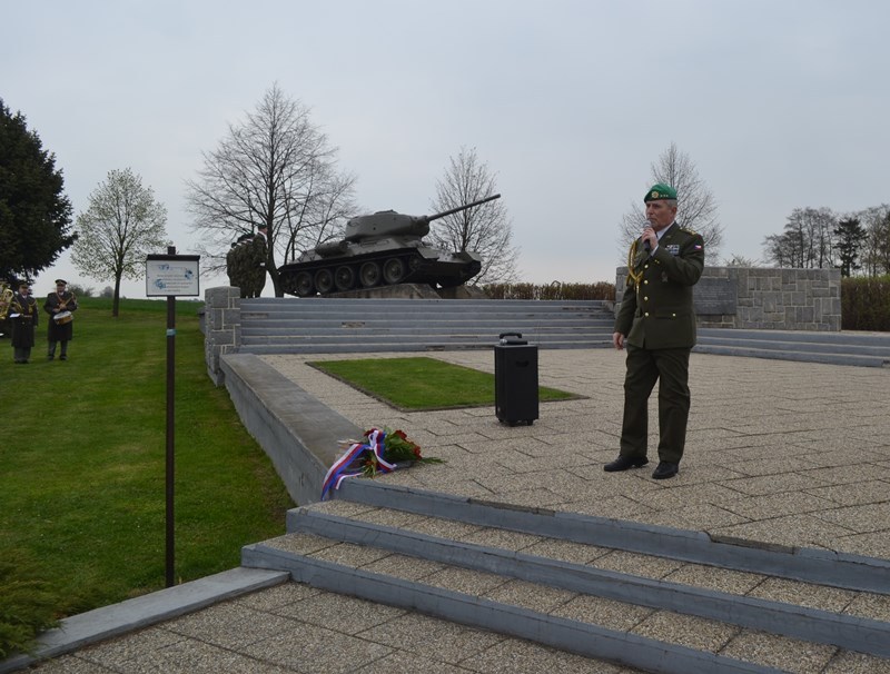 Plukovník Jaroslav Hrabec ve svém projevu zdůraznil význam 15. dubna 1945 v Ostravsko-opavské operaci