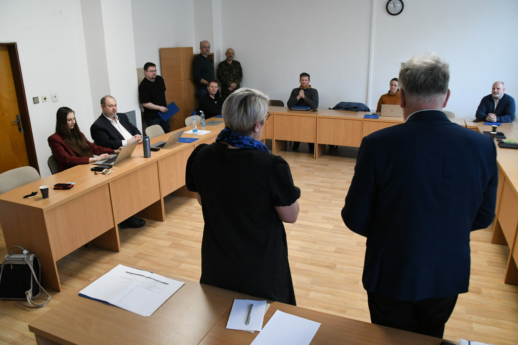 Kurz Úvod do branně‑bezpečnostní problematiky