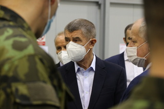 Záložní nemocnici si prohlédl i premiér Andrej Babiš.