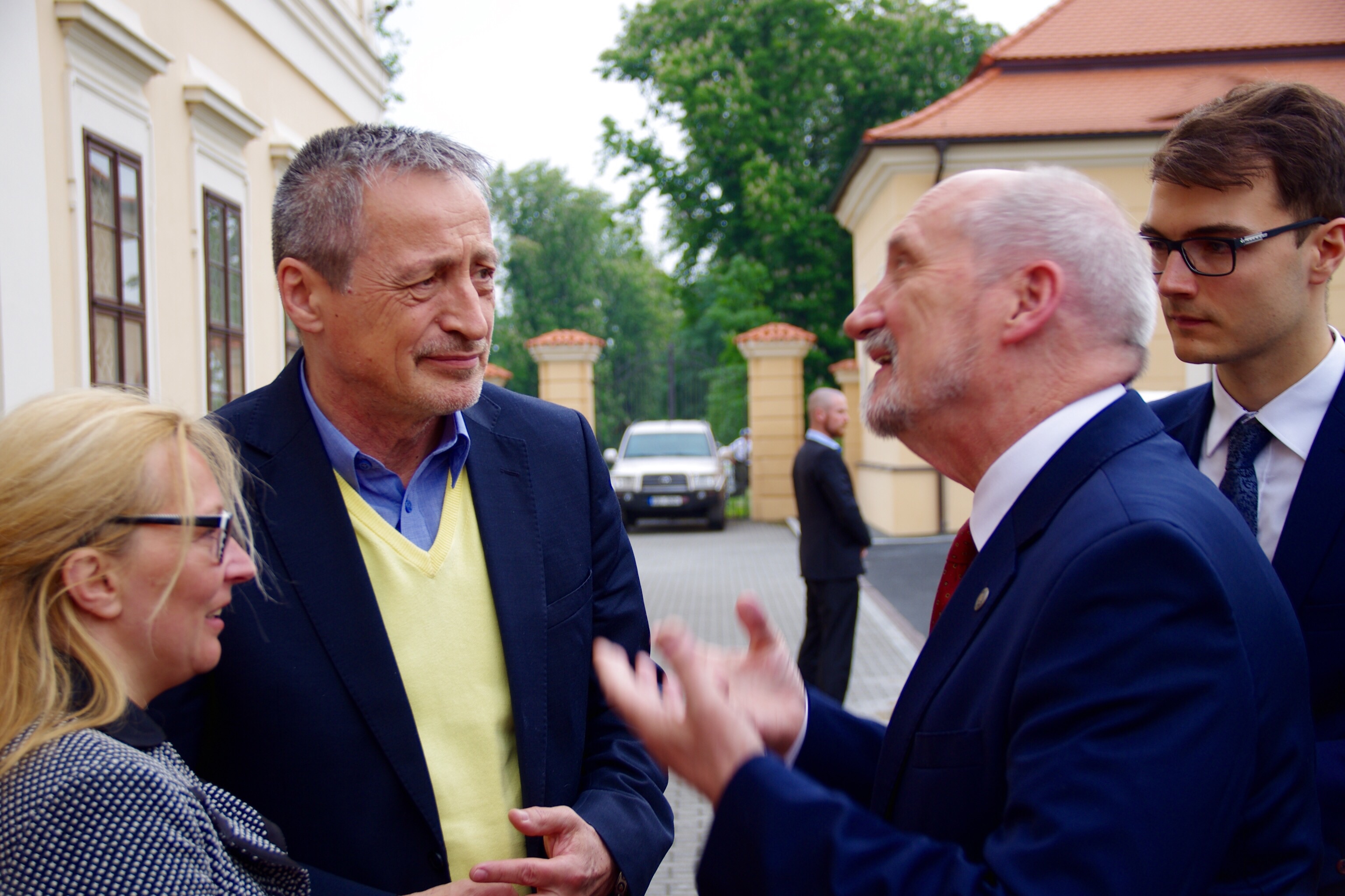 S polským ministrem obrany Antoni Macierewiczem