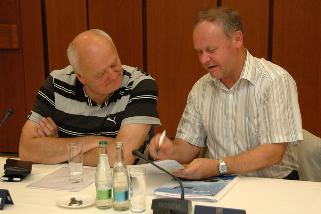 Poslanci Antonín Seďa (vpravo) a Václav Klučka