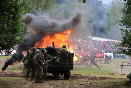 Přichystána byla i řada pyrotechnických efektů