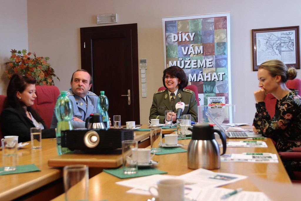 Předsedkyně Vojenského fondu solidarity brigádní generálka Lenka Šmerdová vyhodnotila činnost fondu za loňský rok
