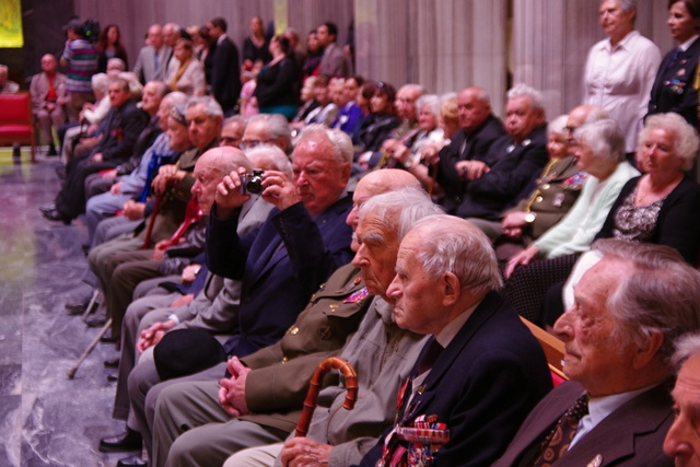 Přítomní veterání a hosté