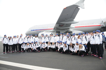 První čeští olympionici odletěli do Soči