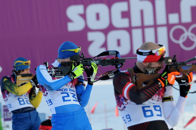 První medaile je z biatlonu