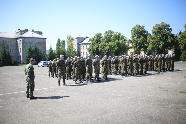 První slavnostní nástup 143. zásobovacího praporu v Lipníku nad Bečvou (3)