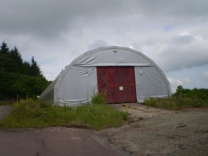 Areál bývalých vojenských skladů Račice nad Trotinou 