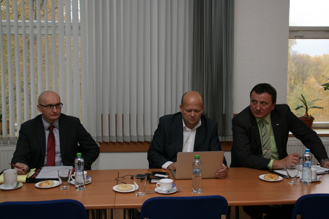 Ředitelé odštěpných závodů VTÚ P. Novotný, J. Štrupl a J. Roman