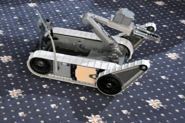 Tímto robotem s označením SUGV 310 Pack boot disponují slovenští pyrotechnici