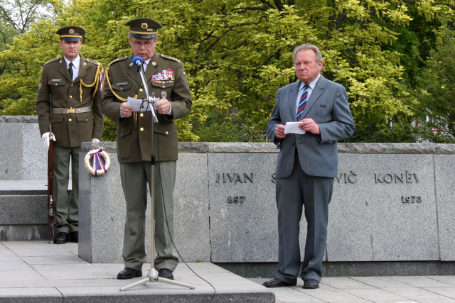 S krátkým projevem vystoupil místopředseda ČSBS plk. Emil Kulfánek