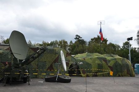 Úspěch spojařů ze 4. brigády: podařilo se jim propojit utajené domény