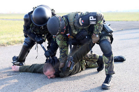 Vojenští policisté uspěli při certifikačním cvičení pro síly rychlé reakce