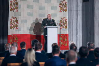V Národním památníku na Vítkově s hrobem Neznámého vojína se otevřela stálá expozice Symboly státnosti