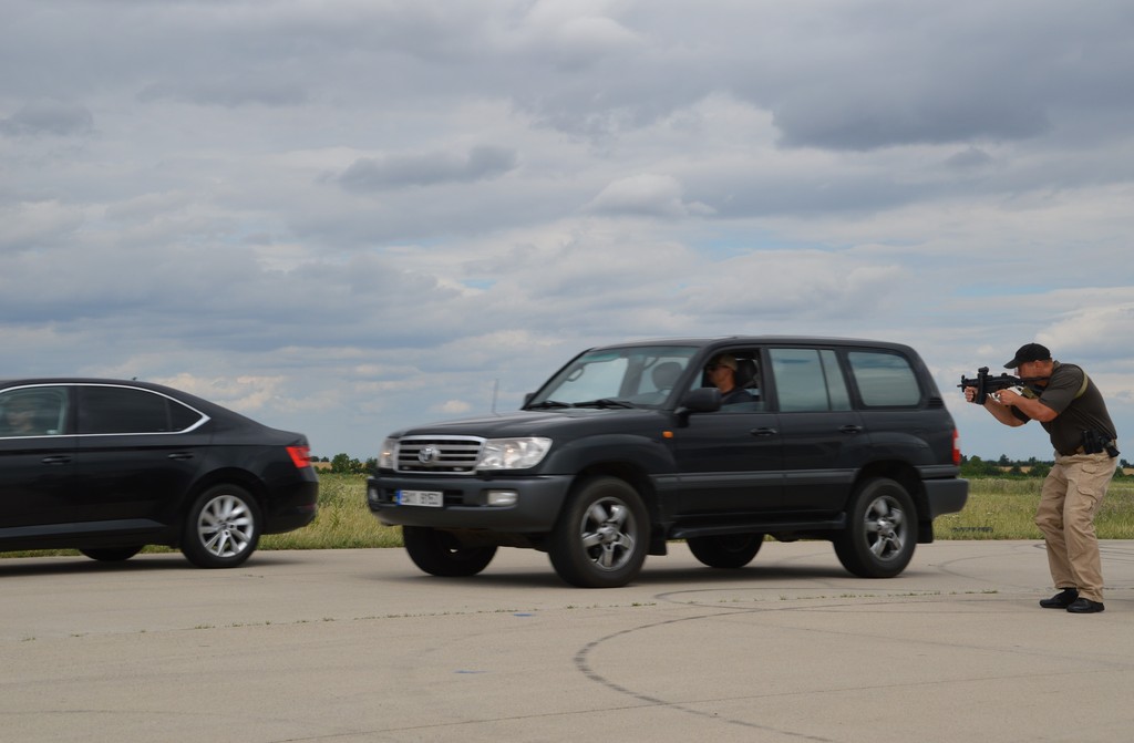 Simulace napadení kolony