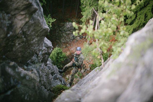 Slanění na slaňovací osmě