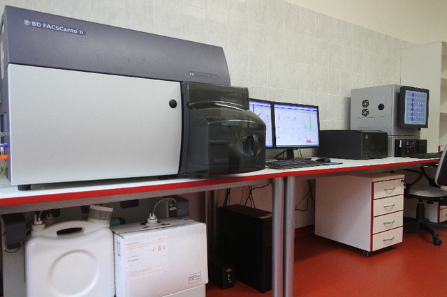 Slavnostní otevření Infekční kliniky ÚVN (7)