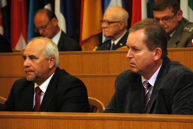 Slovenský velvyslanec v ČR Peter Brňo a náměstek ministra obrany Libor Karásek