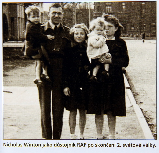 Winton jako důstojník RAF