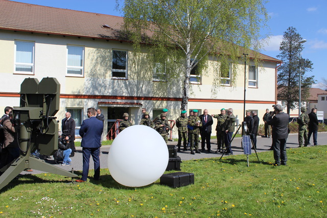 Součástí ukázky bylo i další vybavení používáné u dělostřeleckého pluku.