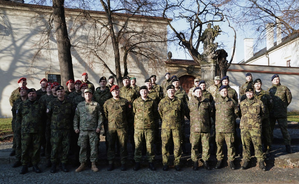 Společná fotografie účastníků konference