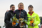 Barbora Špotáková, vítězka oštěpu, s Němkou Stahlovou (62,88 m) a třetí Číňankou Lu (62,09 m).