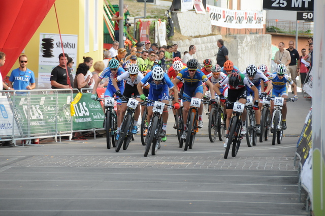 Start štafet, za ČR Jan  Vastl