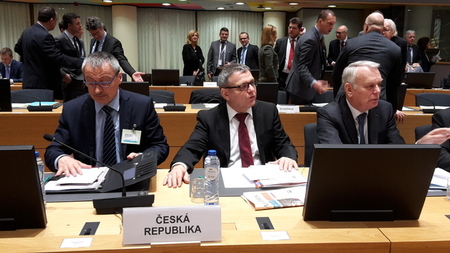 Čeští ministři obrany a zahraničních věcí na zasedání Rady EU pro zahraniční věci