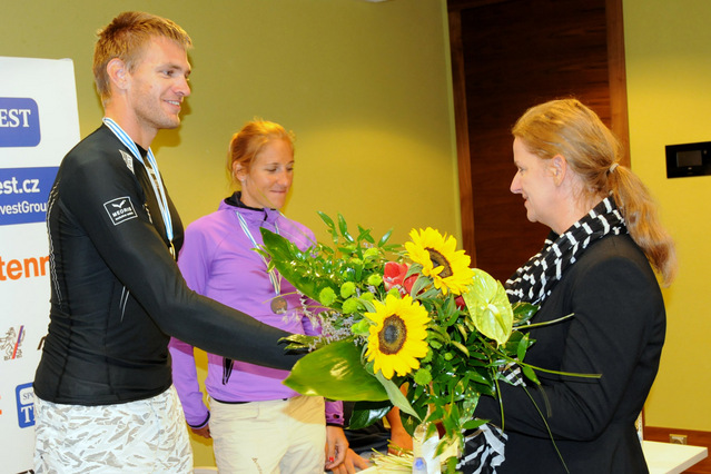 Synkovi k druhéhu titulu mistra světa gratuluje náměstkyně Ptáčková