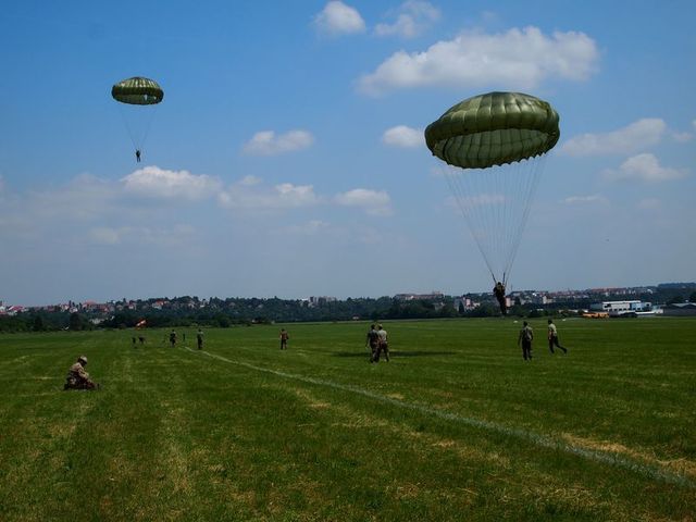 Téměř přesný dopad českého týmu.