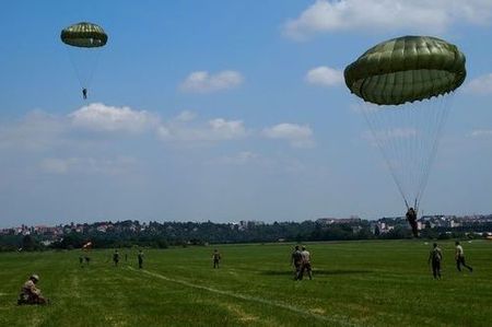 Čeští, američtí a polští výsadkáři bojovali o putovní pohár Nikolaje Martynova