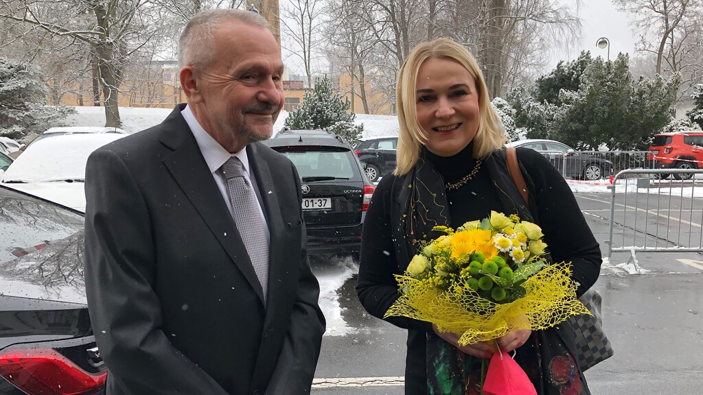Ministryně Jana Černochová navštívila Ústřední vojenskou nemocnici