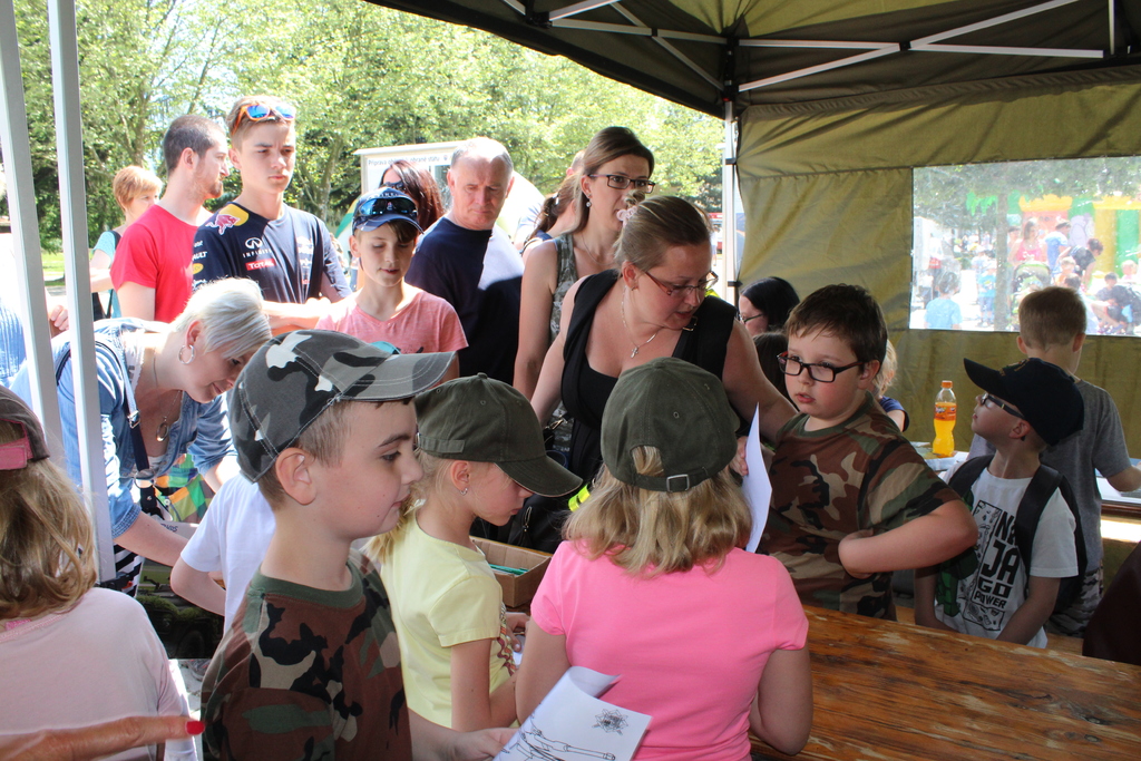 Tlačenice ve stánku POKOS